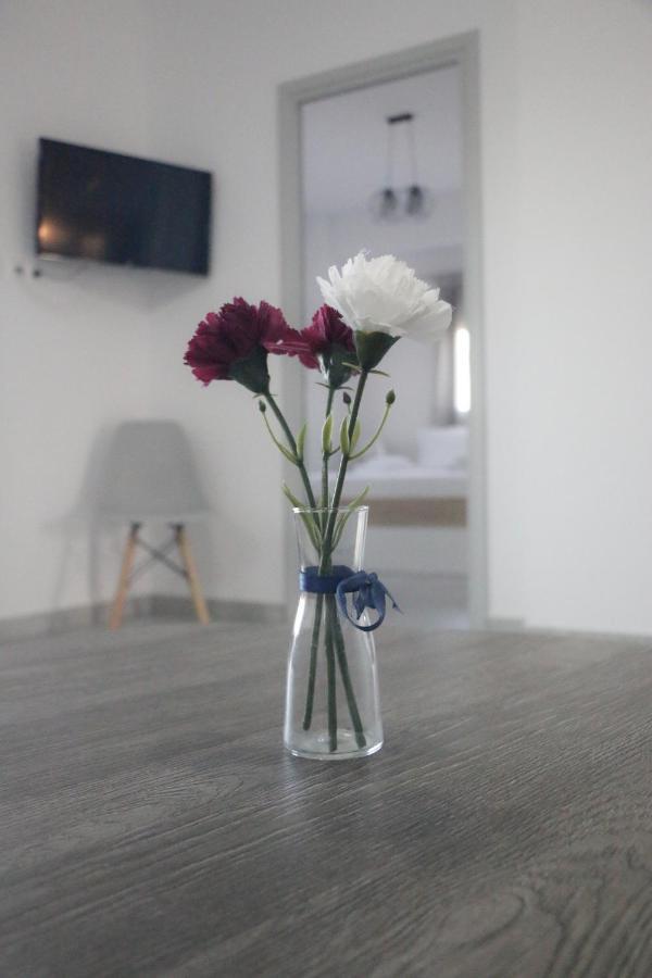 Milias Apartment'S Иериссос Экстерьер фото